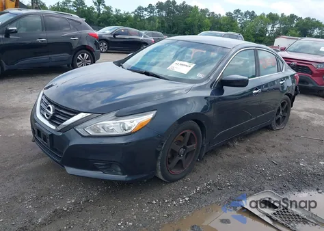 2016 Nissan Altima 2.5 Sv из США, поврежденный, VIN 1N4AL3AP8GC194333